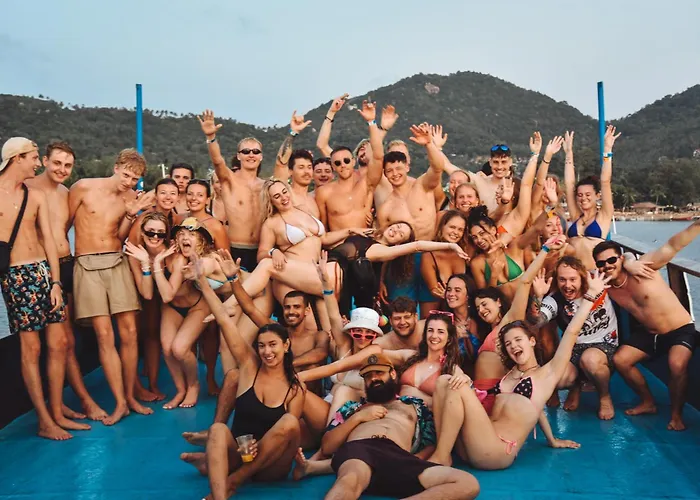 Revolution Koh Tao