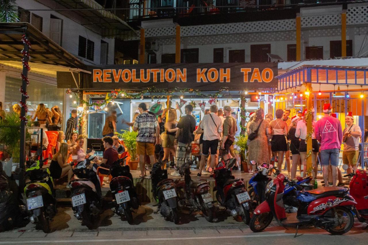 Revolution * เกาะเต่า